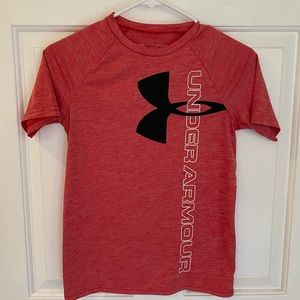 Under Armour Youth Large Pink Heat Gear T-Shirt